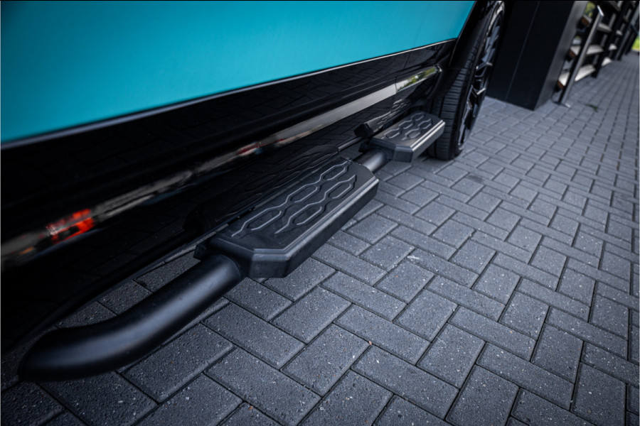 Land Rover Defender 110 2.0 P400e 110 X - Urban | Panorama | Luchtvering | Meridian | Elek. Trekhaak Land Rover Defender 110 2.0 P400e 110 X - Urban | Panorama | Luchtvering | Meridian | Elek. Trekhaak