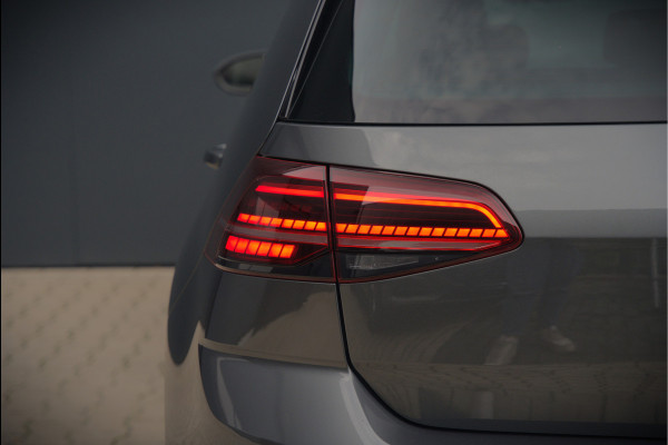 Volkswagen Golf 1.4 TSI Highline Business R | R-Line | Panoramadak | Stoelverwarming | Stuurverwarming | Dynaudio | Standkachel | Massage | Keyless | Adaptive Cruise Control | Camera | Parkeersensoren | Navigatie Discover Pro | LED | T