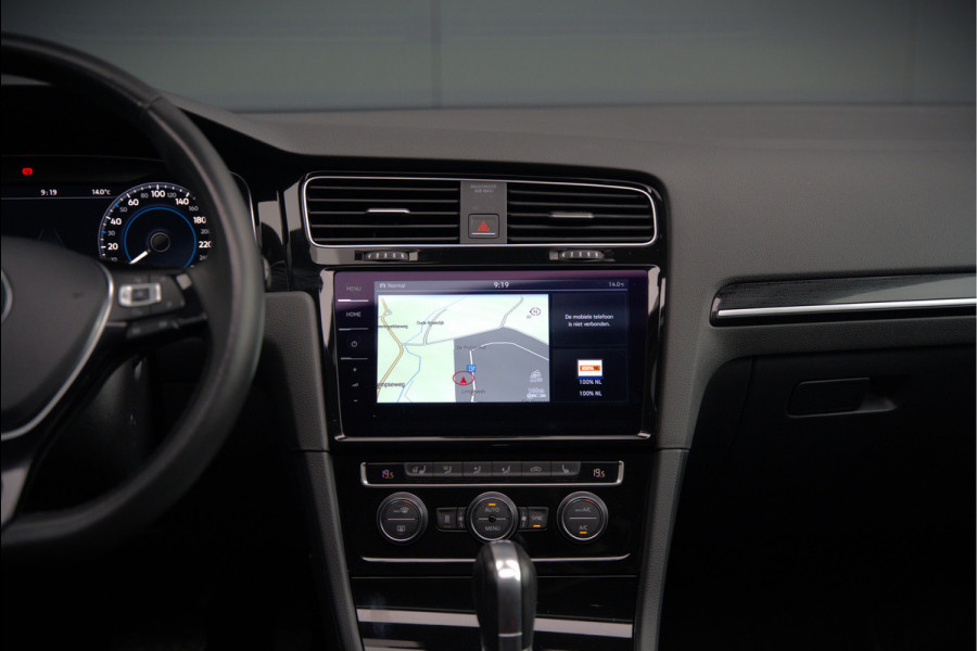 Volkswagen Golf 1.4 TSI Highline Business R | R-Line | Panoramadak | Stoelverwarming | Stuurverwarming | Dynaudio | Standkachel | Massage | Keyless | Adaptive Cruise Control | Camera | Parkeersensoren | Navigatie Discover Pro | LED | T