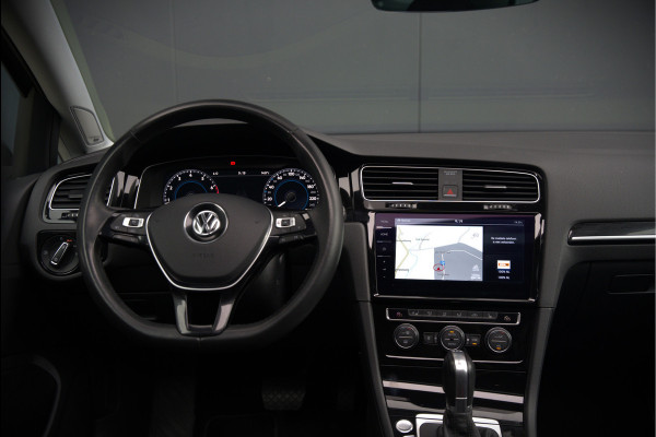 Volkswagen Golf 1.4 TSI Highline Business R | R-Line | Panoramadak | Stoelverwarming | Stuurverwarming | Dynaudio | Standkachel | Massage | Keyless | Adaptive Cruise Control | Camera | Parkeersensoren | Navigatie Discover Pro | LED | T