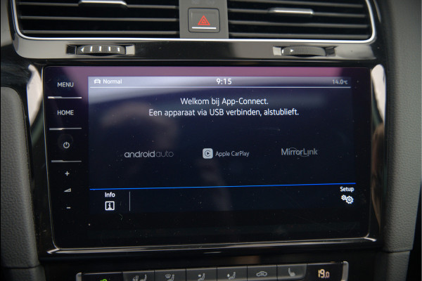 Volkswagen Golf 1.4 TSI Highline Business R | R-Line | Panoramadak | Stoelverwarming | Stuurverwarming | Dynaudio | Standkachel | Massage | Keyless | Adaptive Cruise Control | Camera | Parkeersensoren | Navigatie Discover Pro | LED | T