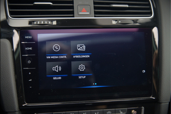 Volkswagen Golf 1.4 TSI Highline Business R | R-Line | Panoramadak | Stoelverwarming | Stuurverwarming | Dynaudio | Standkachel | Massage | Keyless | Adaptive Cruise Control | Camera | Parkeersensoren | Navigatie Discover Pro | LED | T