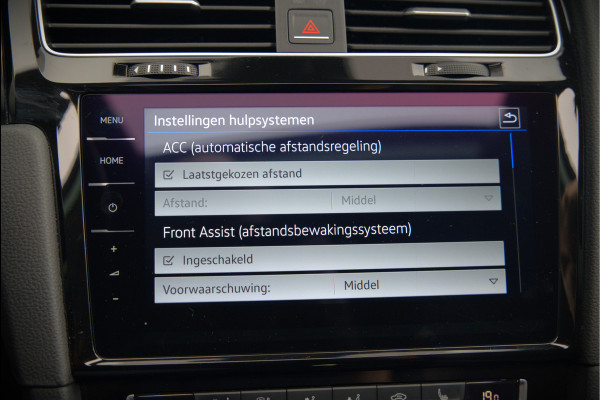 Volkswagen Golf 1.4 TSI Highline Business R | R-Line | Panoramadak | Stoelverwarming | Stuurverwarming | Dynaudio | Standkachel | Massage | Keyless | Adaptive Cruise Control | Camera | Parkeersensoren | Navigatie Discover Pro | LED | T