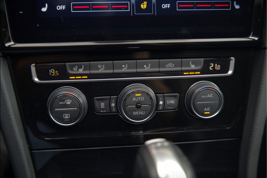 Volkswagen Golf 1.4 TSI Highline Business R | R-Line | Panoramadak | Stoelverwarming | Stuurverwarming | Dynaudio | Standkachel | Massage | Keyless | Adaptive Cruise Control | Camera | Parkeersensoren | Navigatie Discover Pro | LED | T