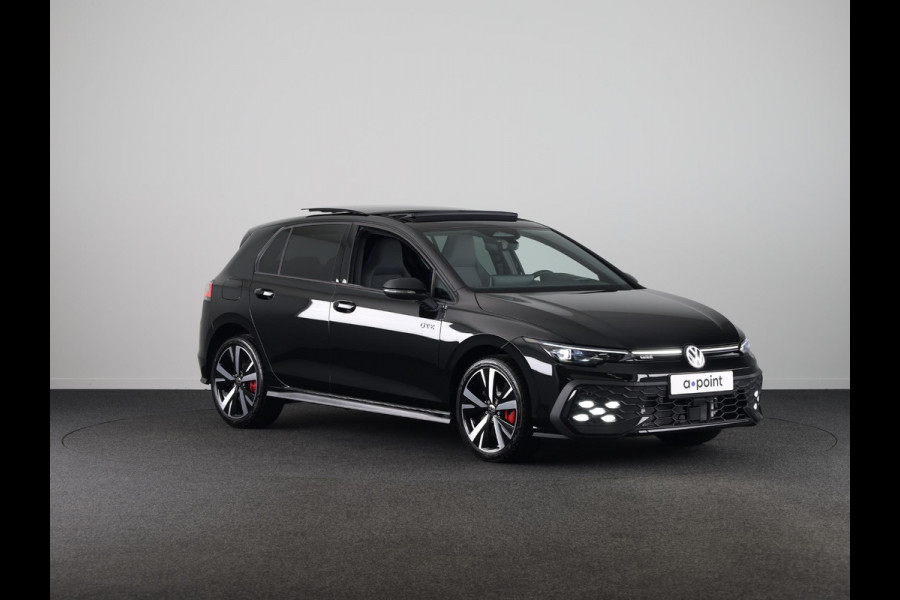 Volkswagen Golf 1.5 eHybrid GTE 272PK PHEV |Private lease vanaf € 796,- pm |Panorama dak | Black Style | 18" Lm velgen | Multimedia pakket plus |