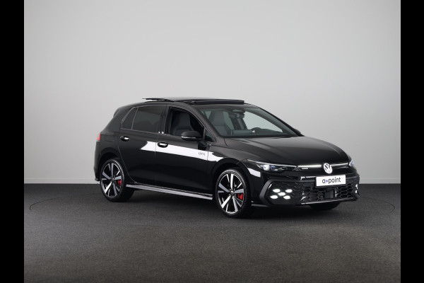 Volkswagen Golf 1.5 eHybrid GTE 272PK PHEV |Private lease vanaf € 796,- pm |Panorama dak | Black Style | 18" Lm velgen | Multimedia pakket plus |