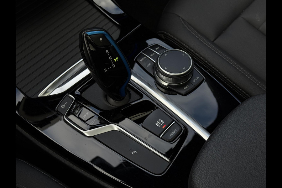 BMW iX3 Aut. Executive 80kWh | Trekhaak | Panorama | Leder | Navi | Camera |