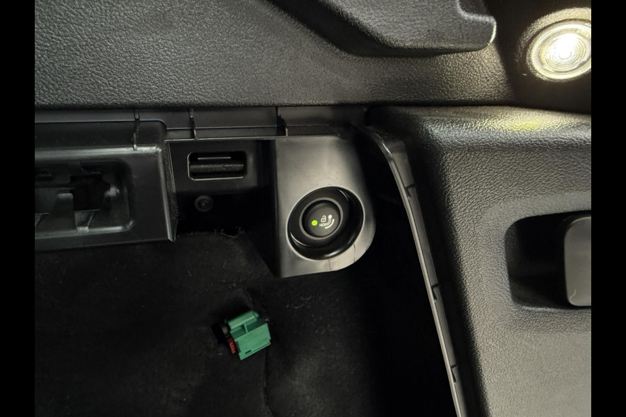 BMW iX3 Aut. Executive 80kWh | Trekhaak | Panorama | Leder | Navi | Camera |