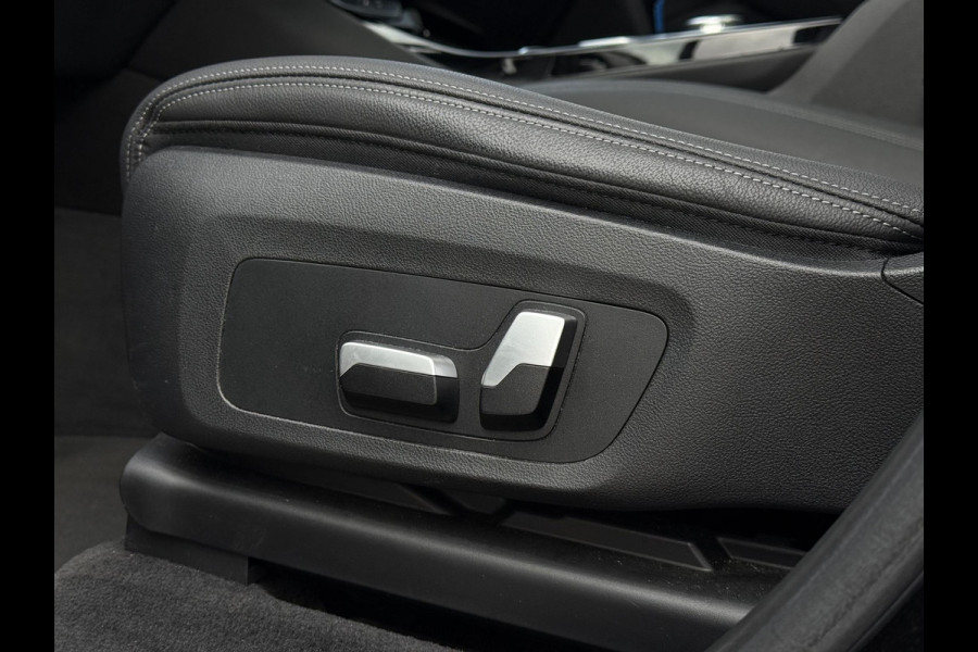 BMW iX3 Aut. Executive 80kWh | Trekhaak | Panorama | Leder | Navi | Camera |