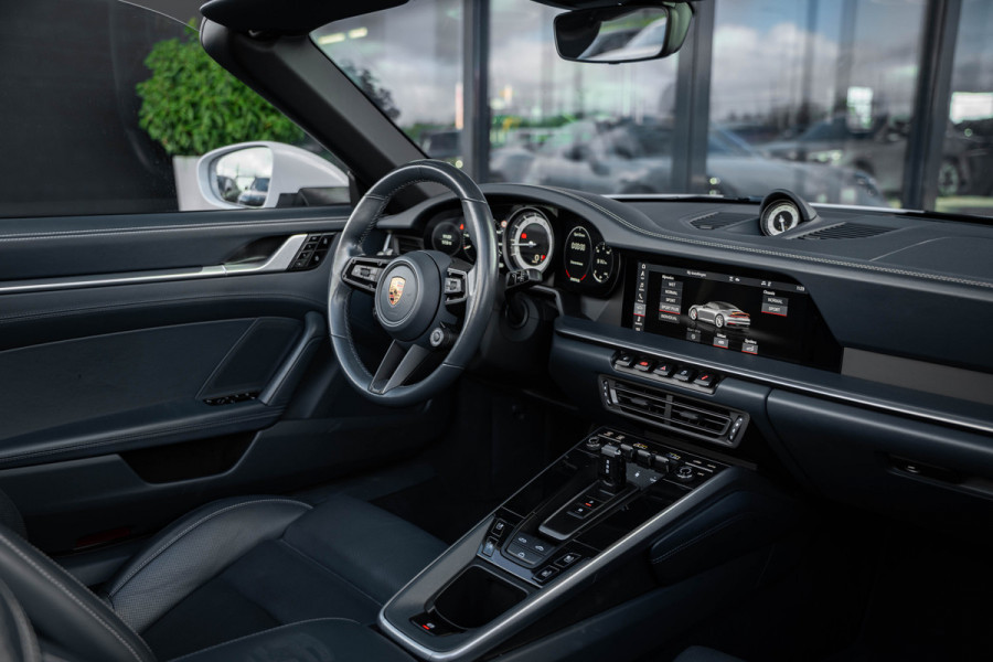 Porsche 911 992 Cabrio 3.0 Carrera S - Sport Chrono + | Stoelkoeling | Lift | Bose | 360 Camera | Memory Porsche 911 992 Cabrio 3.0 Carrera S - Sport Chrono + | Stoelkoeling | Lift | Bose | 360 Camera | Memory