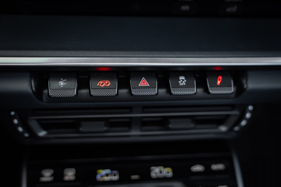 Porsche 911 992 Cabrio 3.0 Carrera S - Sport Chrono + | Stoelkoeling | Lift | Bose | 360 Camera | Memory Porsche 911 992 Cabrio 3.0 Carrera S - Sport Chrono + | Stoelkoeling | Lift | Bose | 360 Camera | Memory