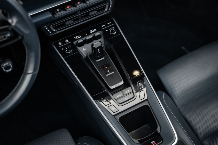 Porsche 911 992 Cabrio 3.0 Carrera S - Sport Chrono + | Stoelkoeling | Lift | Bose | 360 Camera | Memory Porsche 911 992 Cabrio 3.0 Carrera S - Sport Chrono + | Stoelkoeling | Lift | Bose | 360 Camera | Memory