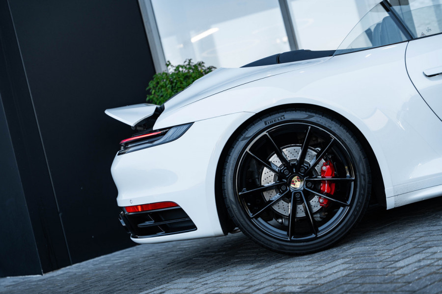 Porsche 911 992 Cabrio 3.0 Carrera S - Sport Chrono + | Stoelkoeling | Lift | Bose | 360 Camera | Memory Porsche 911 992 Cabrio 3.0 Carrera S - Sport Chrono + | Stoelkoeling | Lift | Bose | 360 Camera | Memory