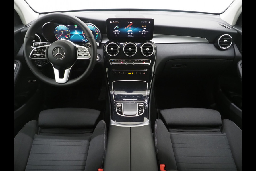Mercedes-Benz GLC 300e 4MATIC | Virtual | Camera | LED | Stoelverwarming | DAB | Cruise