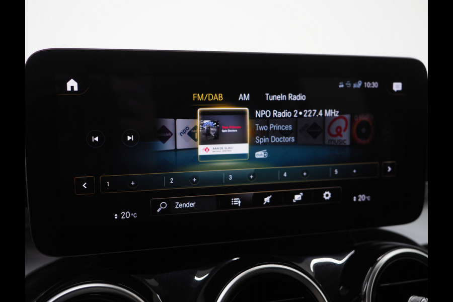 Mercedes-Benz GLC 300e 4MATIC | Virtual | Camera | LED | Stoelverwarming | DAB | Cruise