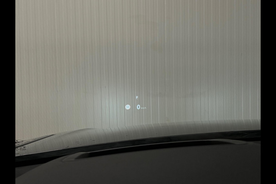 Land Rover Range Rover Velar 2.0 P300 Turbo AWD HSE | PANO | R-DYNAMIC | HUD | MERIDIAN Land Rover Range Rover Velar 2.0 P300 Turbo AWD HSE | PANO | R-DYNAMIC | HUD | MERIDIAN