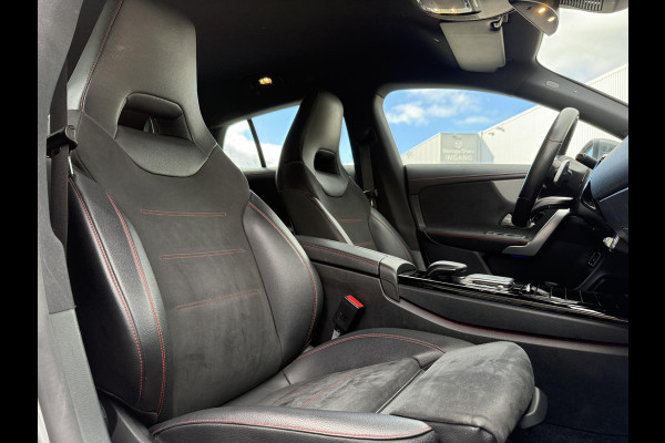 Mercedes-Benz CLA-Klasse Shooting Brake 180d Aut. Sol. AMG Sport Ed. | Mood light Sfeer | Full Options