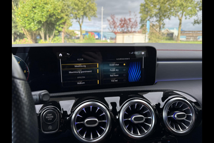 Mercedes-Benz CLA-Klasse Shooting Brake 180d Aut. Sol. AMG Sport Ed. | Mood light Sfeer | Full Options