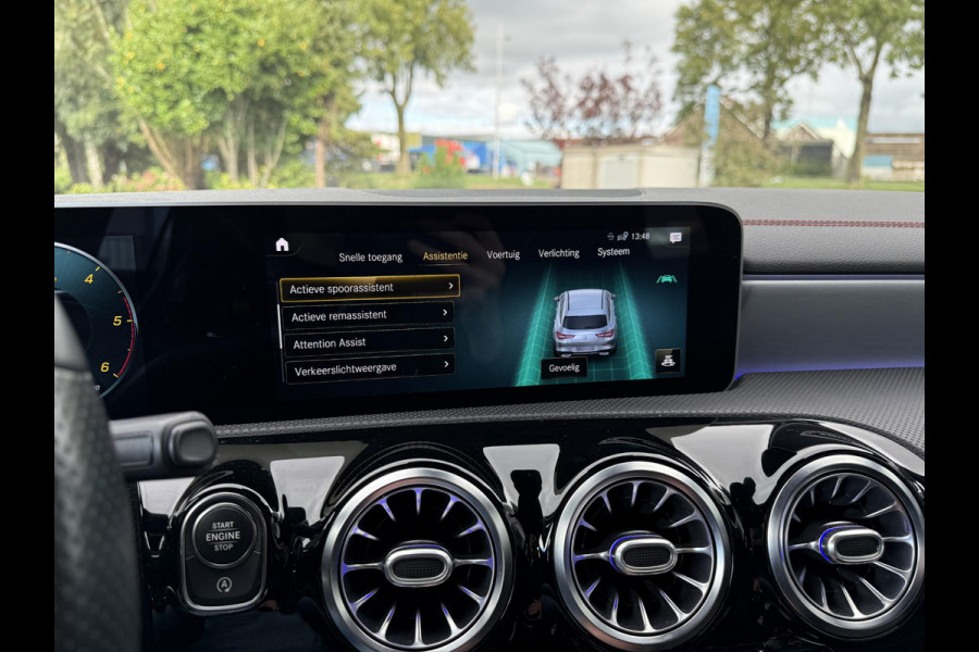 Mercedes-Benz CLA-Klasse Shooting Brake 180d Aut. Sol. AMG Sport Ed. | Mood light Sfeer | Full Options