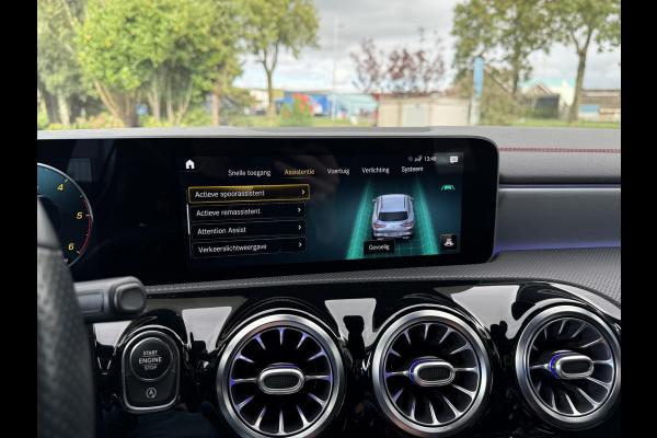 Mercedes-Benz CLA-Klasse Shooting Brake 180d Aut. Sol. AMG Sport Ed. | Mood light Sfeer | Full Options