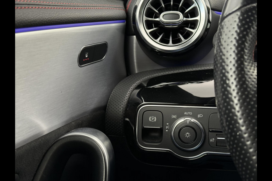 Mercedes-Benz CLA-Klasse Shooting Brake 180d Aut. Sol. AMG Sport Ed. | Mood light Sfeer | Full Options