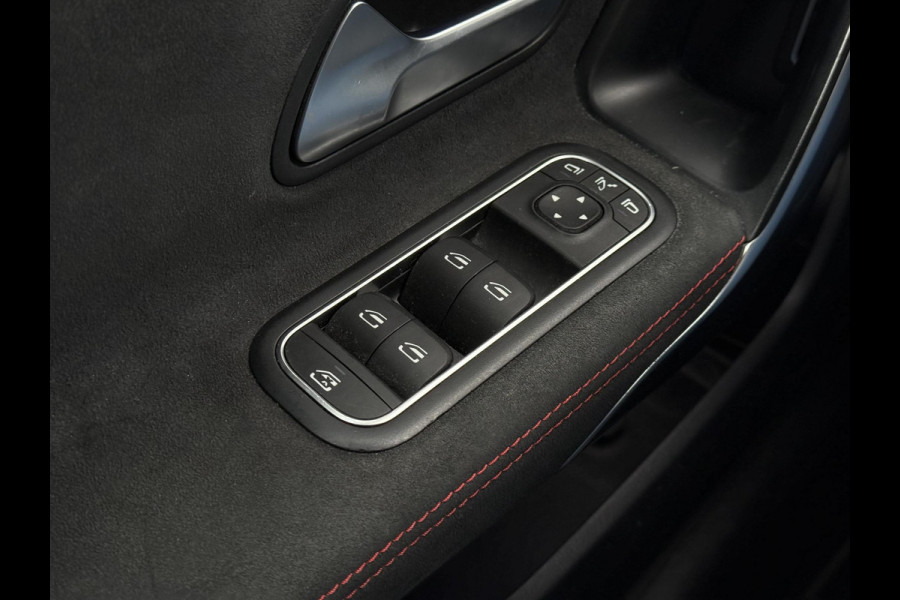 Mercedes-Benz CLA-Klasse Shooting Brake 180d Aut. Sol. AMG Sport Ed. | Mood light Sfeer | Full Options