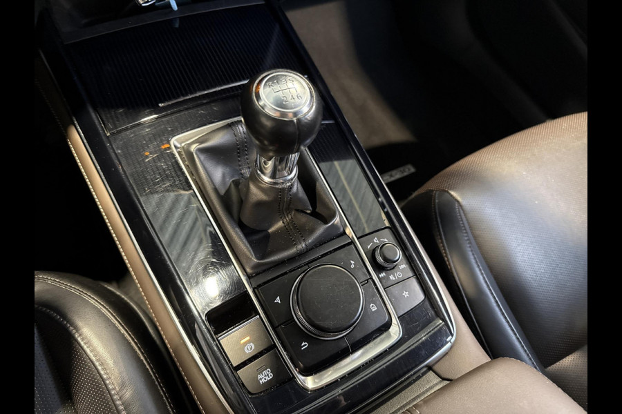 Mazda CX-30 2.0 e-SkyActiv-X M Hybrid Luxury 180pk Mazda CX-30 2.0 e-SkyActiv-X M Hybrid Luxury 180pk