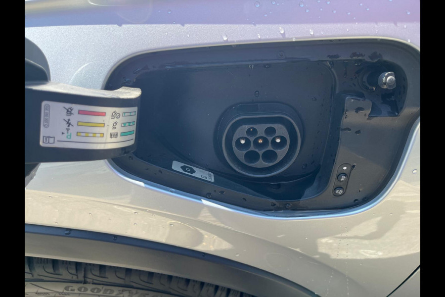 Volkswagen Tiguan 1.4 TSI eHybrid PHEV R-Line Business+ | LED Matrix | Camera | Adaptive CC | Black Pack | (occasion) Volkswagen Tiguan 1.4 TSI eHybrid PHEV R-Line Business+ | LED Matrix | Camera | Adaptive CC | Black Pack | (occasion)