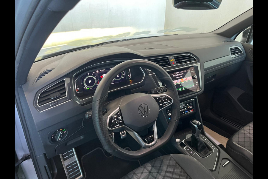 Volkswagen Tiguan 1.4 TSI eHybrid PHEV R-Line Business+ | LED Matrix | Camera | Adaptive CC | Black Pack | (occasion) Volkswagen Tiguan 1.4 TSI eHybrid PHEV R-Line Business+ | LED Matrix | Camera | Adaptive CC | Black Pack | (occasion)