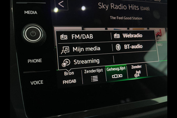 Volkswagen Tiguan 1.4 TSI eHybrid PHEV R-Line Business+ | LED Matrix | Camera | Adaptive CC | Black Pack | (occasion) Volkswagen Tiguan 1.4 TSI eHybrid PHEV R-Line Business+ | LED Matrix | Camera | Adaptive CC | Black Pack | (occasion)