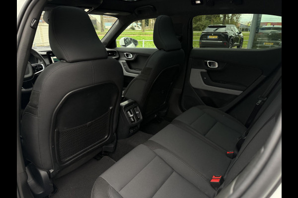 Polestar 2 Long Range Dual Motor AWD | Panorama | 360 | Camera | Harman Kardon | Polestar 2 Long Range Dual Motor AWD | Panorama | 360 | Camera | Harman Kardon |