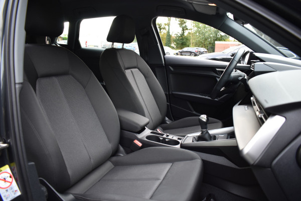 Audi A3 Sportback 30 TFSI PRO LINE CAMERA/ACC/CARPLAY