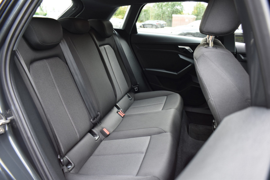 Audi A3 Sportback 30 TFSI PRO LINE CAMERA/ACC/CARPLAY