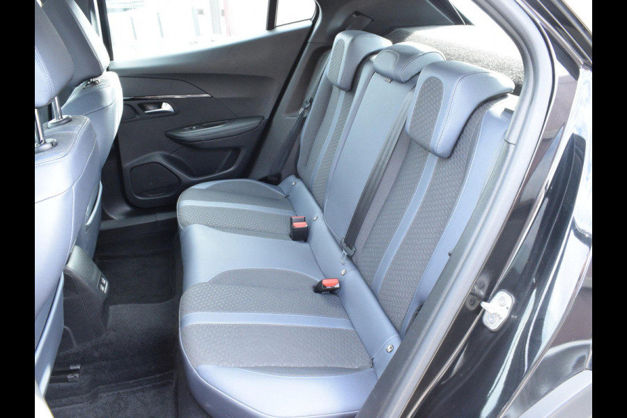 Peugeot 2008 1.2 PureTech Allure | navigatie | camera | cruise control | trekhaak Peugeot 2008 1.2 PureTech Allure | navigatie | camera | cruise control | trekhaak