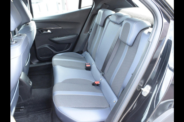 Peugeot 2008 1.2 PureTech Allure | navigatie | camera | cruise control | trekhaak Peugeot 2008 1.2 PureTech Allure | navigatie | camera | cruise control | trekhaak