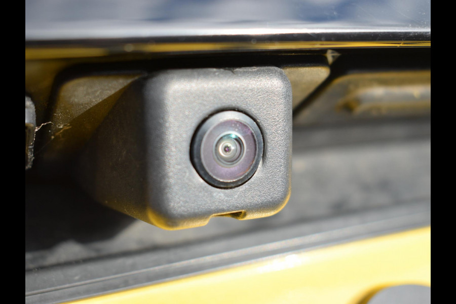 Peugeot 2008 1.2 PureTech Allure | navigatie | camera | cruise control | trekhaak Peugeot 2008 1.2 PureTech Allure | navigatie | camera | cruise control | trekhaak