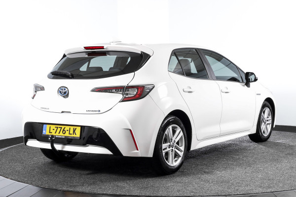 Toyota Corolla 1.8 Hybrid Active - Automaat | Adapt. Cruise | Afn. Trekhaak | PDC | Camera | App. Connect | ECC | LM 16" |