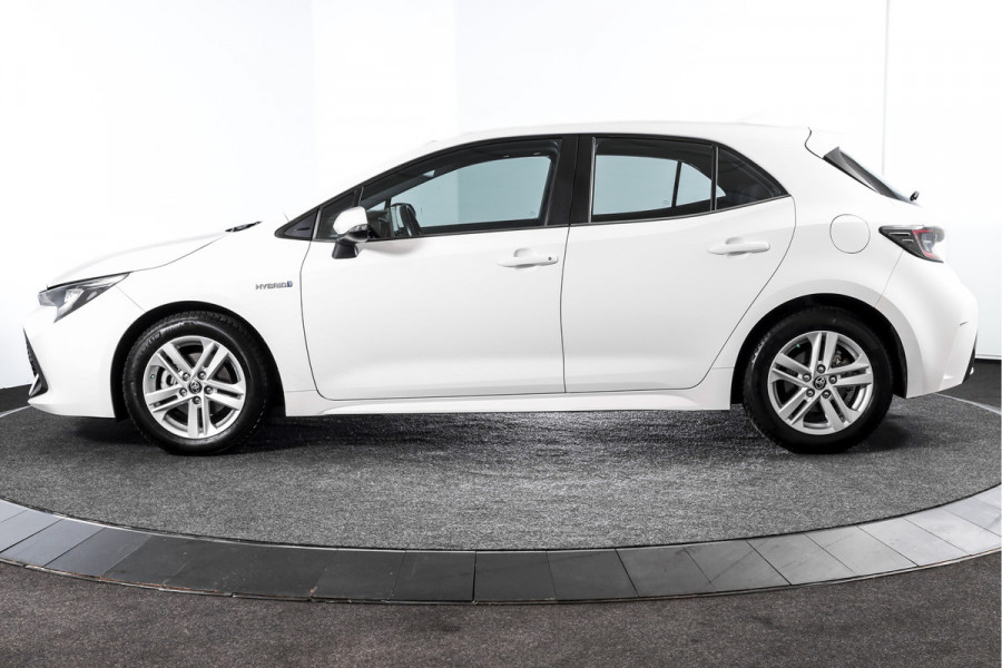 Toyota Corolla 1.8 Hybrid Active - Automaat | Adapt. Cruise | Afn. Trekhaak | PDC | Camera | App. Connect | ECC | LM 16" |