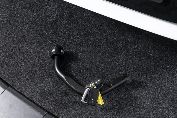 Toyota Corolla 1.8 Hybrid Active - Automaat | Adapt. Cruise | Afn. Trekhaak | PDC | Camera | App. Connect | ECC | LM 16" |