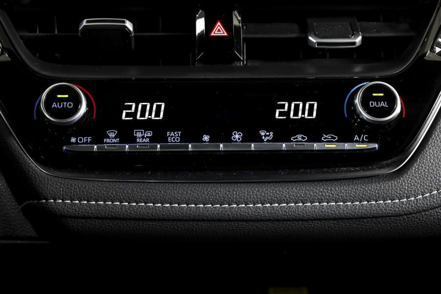 Toyota Corolla 1.8 Hybrid Active - Automaat | Adapt. Cruise | Afn. Trekhaak | PDC | Camera | App. Connect | ECC | LM 16" |