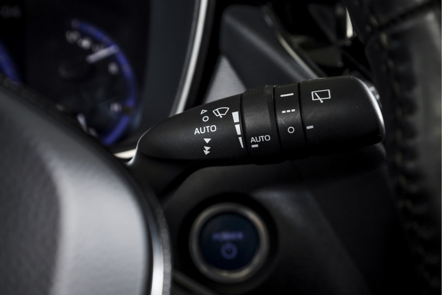 Toyota Corolla 1.8 Hybrid Active - Automaat | Adapt. Cruise | Afn. Trekhaak | PDC | Camera | App. Connect | ECC | LM 16" |