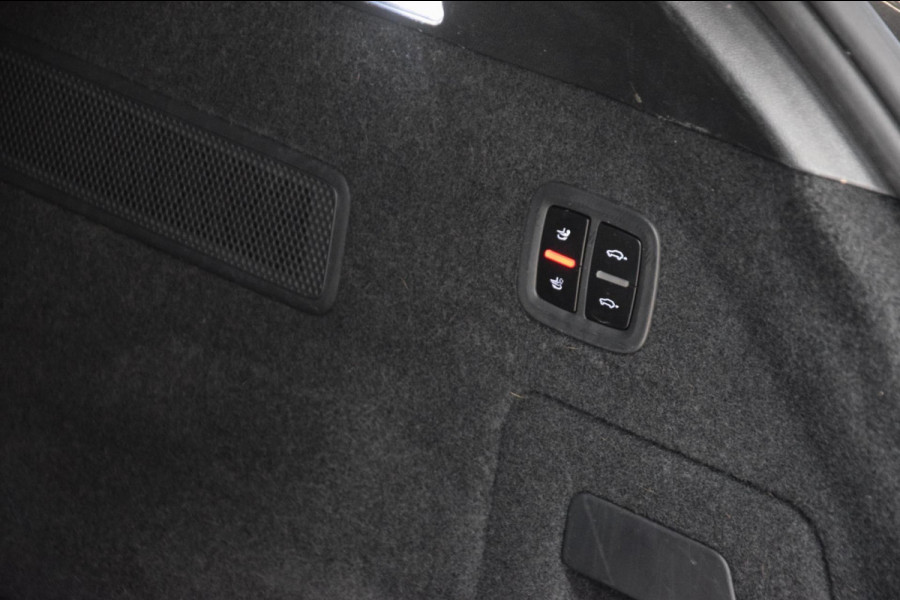 Porsche Cayenne Coupé 3.0 *Panoramadak*|Sport-Chrono|Bose|360 view|Matrix|ACC Porsche Cayenne Coupé 3.0 *Panoramadak*|Sport-Chrono|Bose|360 view|Matrix|ACC