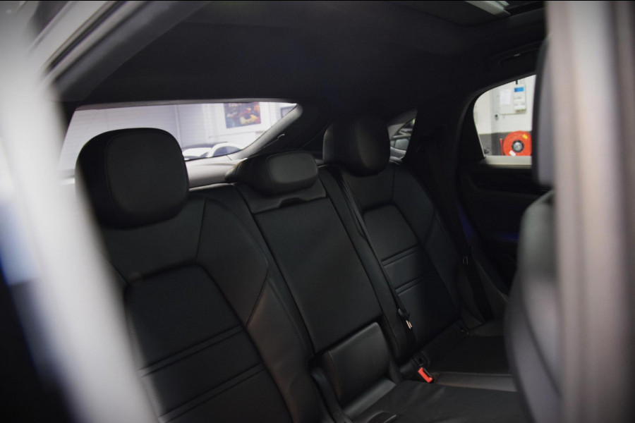 Porsche Cayenne Coupé 3.0 *Panoramadak*|Sport-Chrono|Bose|360 view|Matrix|ACC Porsche Cayenne Coupé 3.0 *Panoramadak*|Sport-Chrono|Bose|360 view|Matrix|ACC