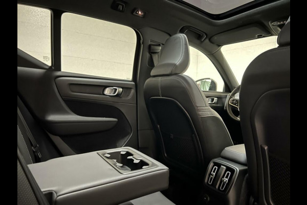 Volvo XC40 1.5 T5 Recharge R-Design Pano H/K 360° ACC Autopilot Volvo XC40 1.5 T5 Recharge R-Design Pano H/K 360° ACC Autopilot