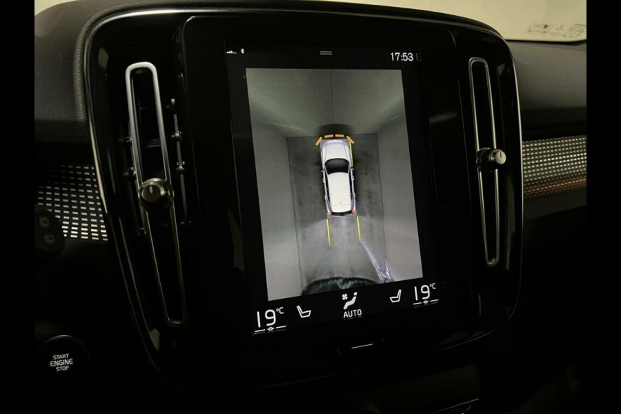 Volvo XC40 1.5 T5 Recharge R-Design Pano H/K 360° ACC Autopilot Volvo XC40 1.5 T5 Recharge R-Design Pano H/K 360° ACC Autopilot