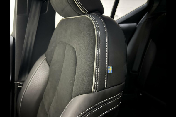 Volvo XC40 1.5 T5 Recharge R-Design Pano H/K 360° ACC Autopilot Volvo XC40 1.5 T5 Recharge R-Design Pano H/K 360° ACC Autopilot