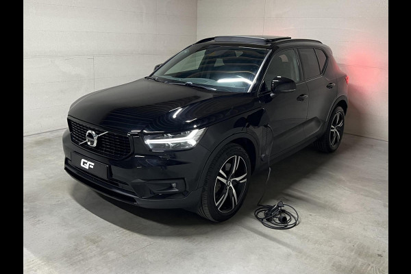 Volvo XC40 1.5 T5 Recharge R-Design Pano H/K 360° ACC Autopilot Volvo XC40 1.5 T5 Recharge R-Design Pano H/K 360° ACC Autopilot