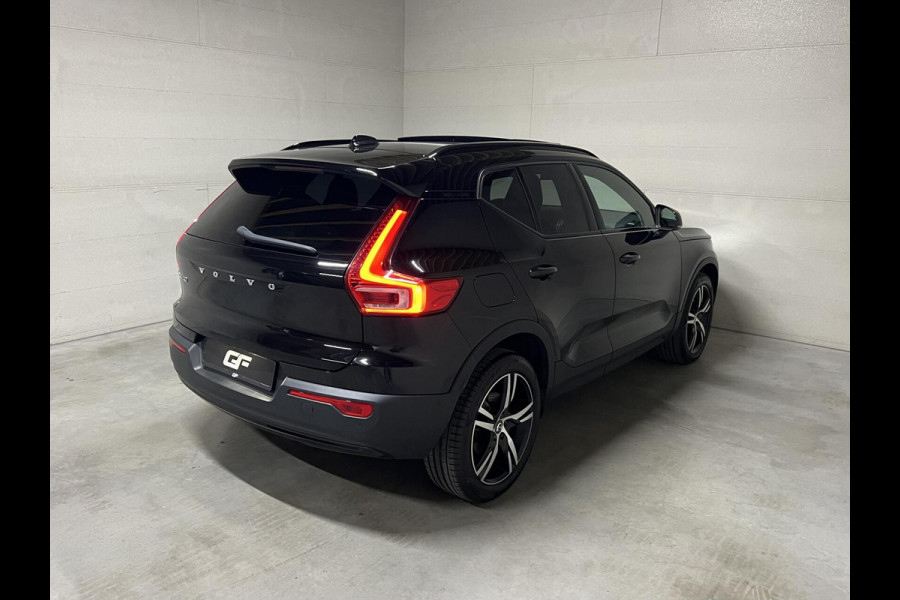 Volvo XC40 1.5 T5 Recharge R-Design Pano H/K 360° ACC Autopilot Volvo XC40 1.5 T5 Recharge R-Design Pano H/K 360° ACC Autopilot