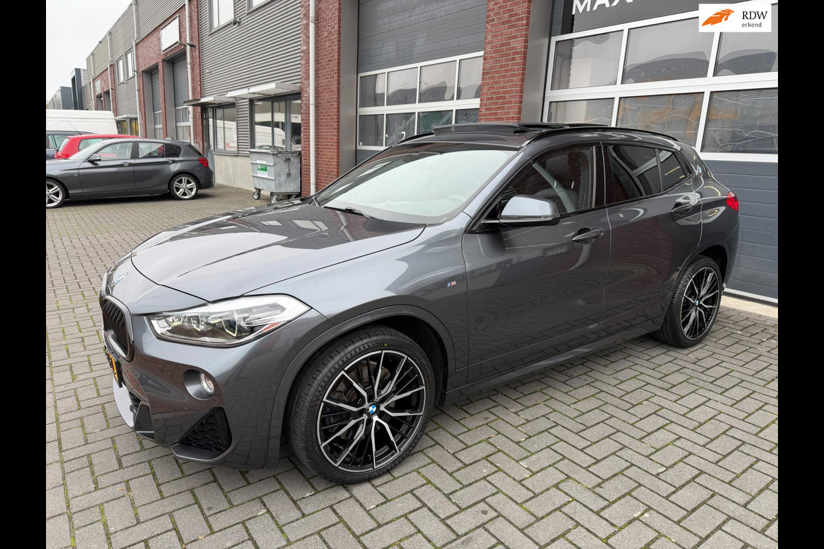 BMW X2 SDrive20i 192PK M-Sport LED Pano Camera Keyless Lane BMW X2 SDrive20i 192PK M-Sport LED Pano Camera Keyless Lane