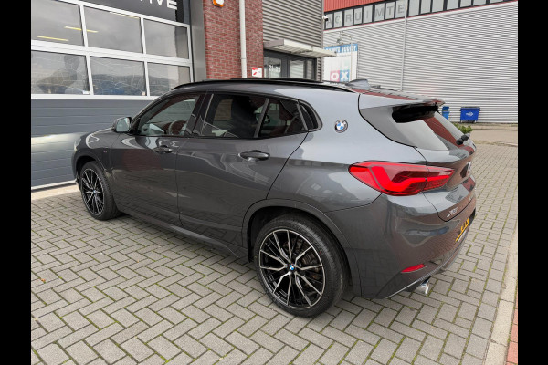 BMW X2 SDrive20i 192PK M-Sport LED Pano Camera Keyless Lane